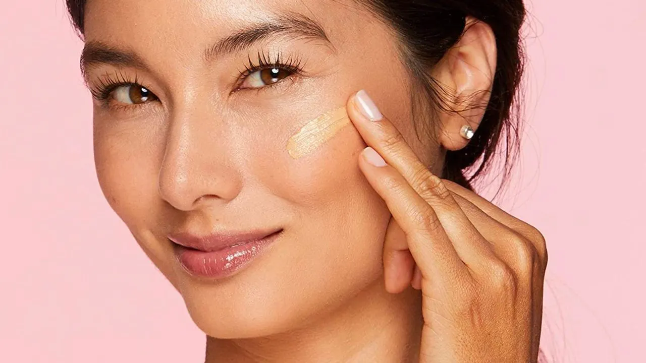 Neutrogena Healthy Skin Radiant Tinted Moisturizer