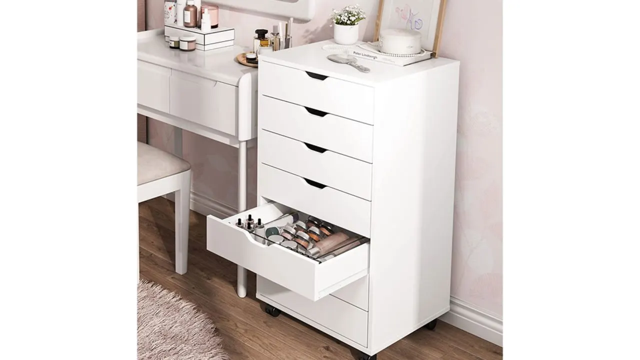 Devaise 7 Drawer Dresser