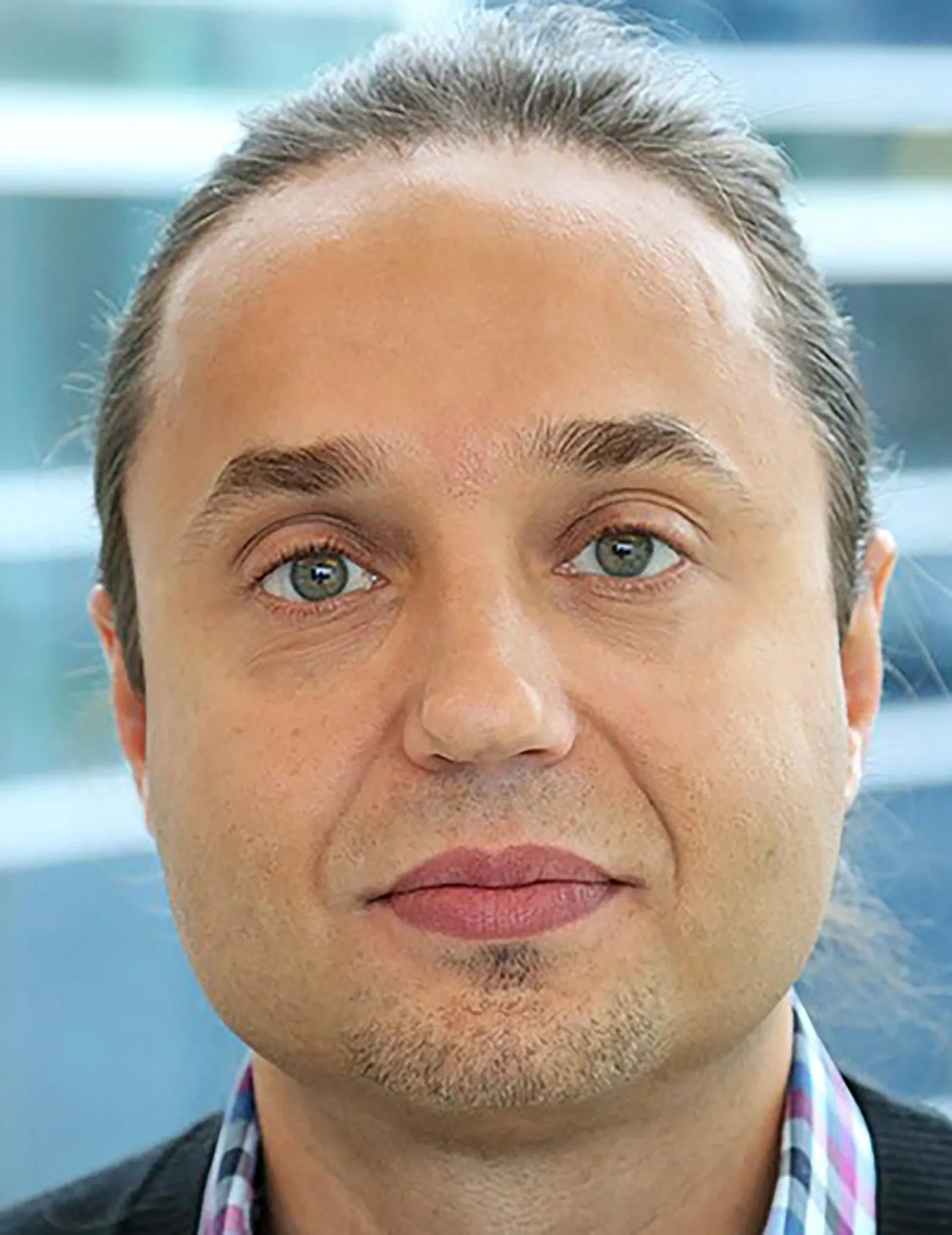 Dr. Spyros Gallis