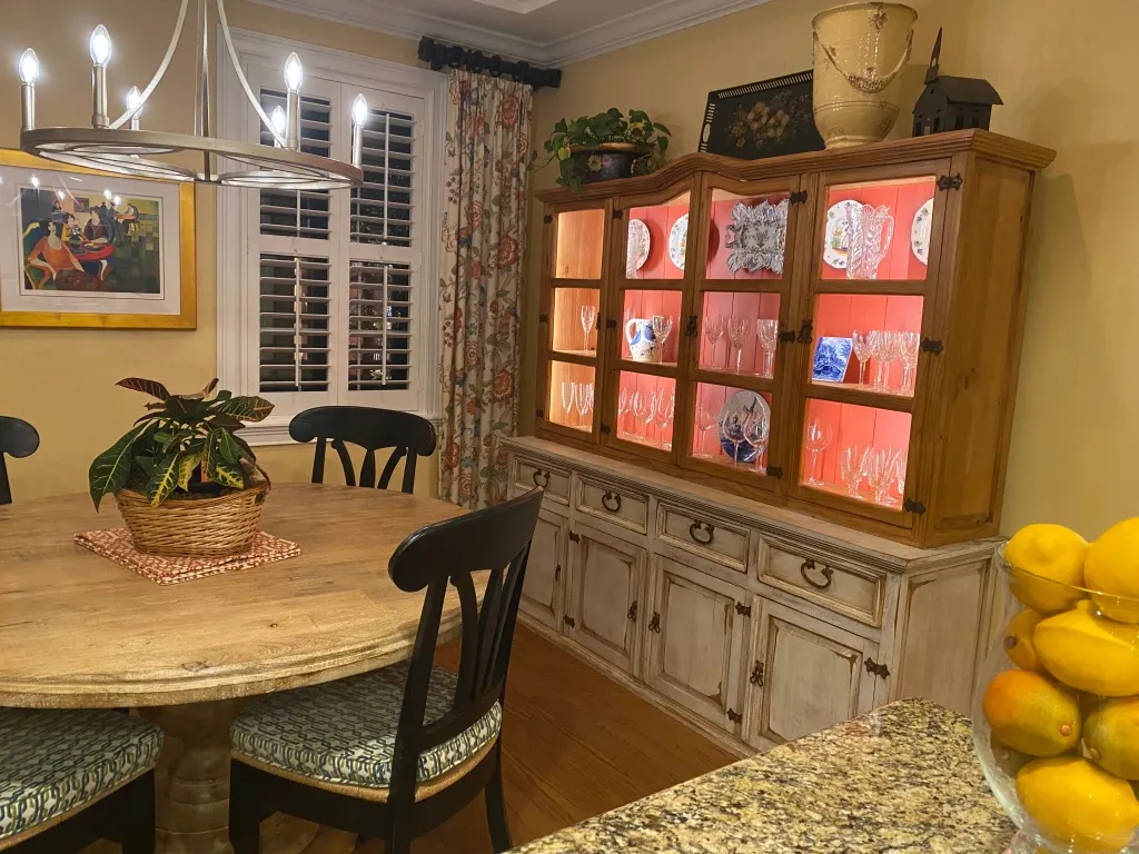 5 steps add pizzazz to a kitchen hutch