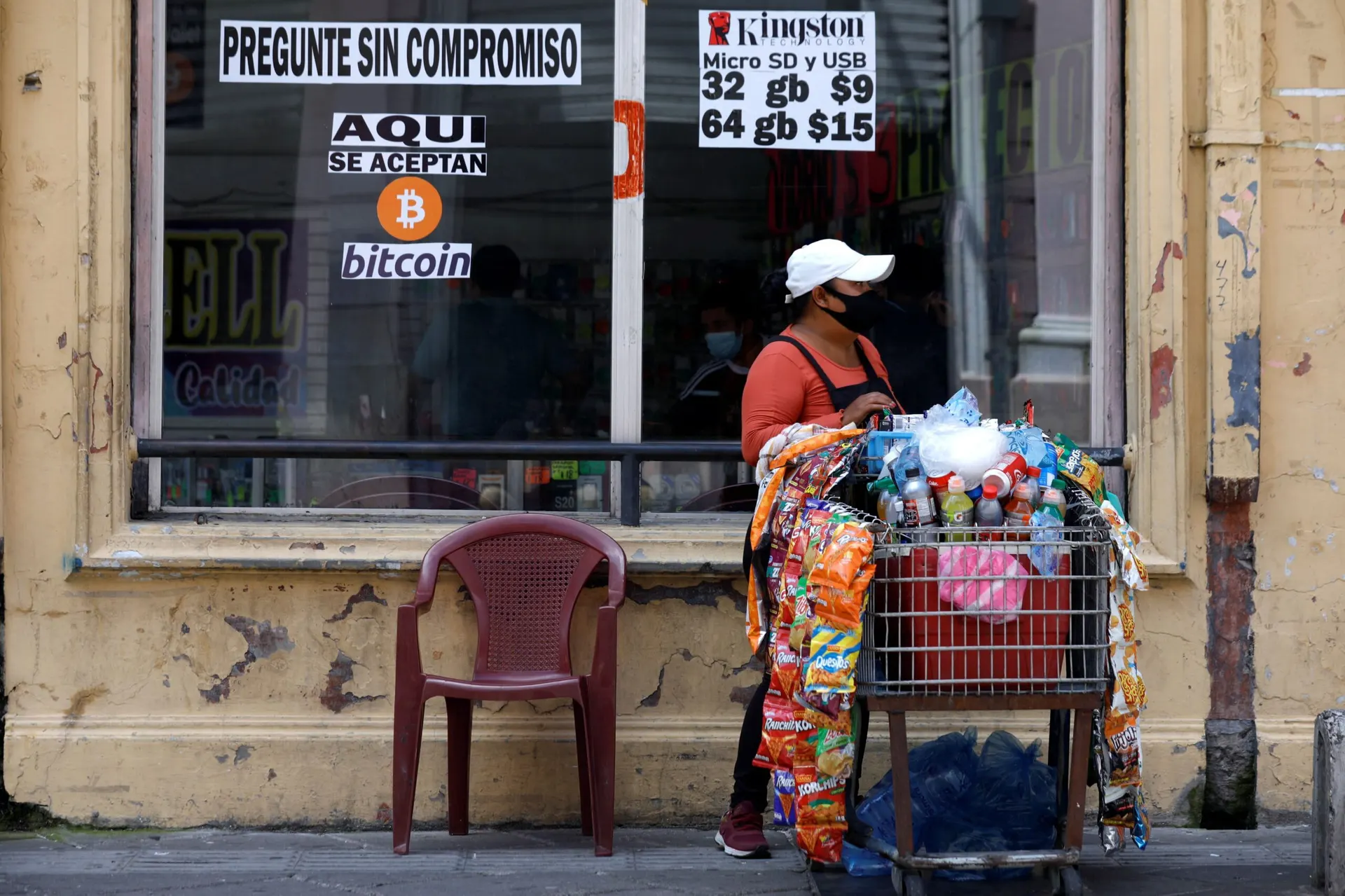 Drop bitcoin as legal tender, IMF urges El Salvador
