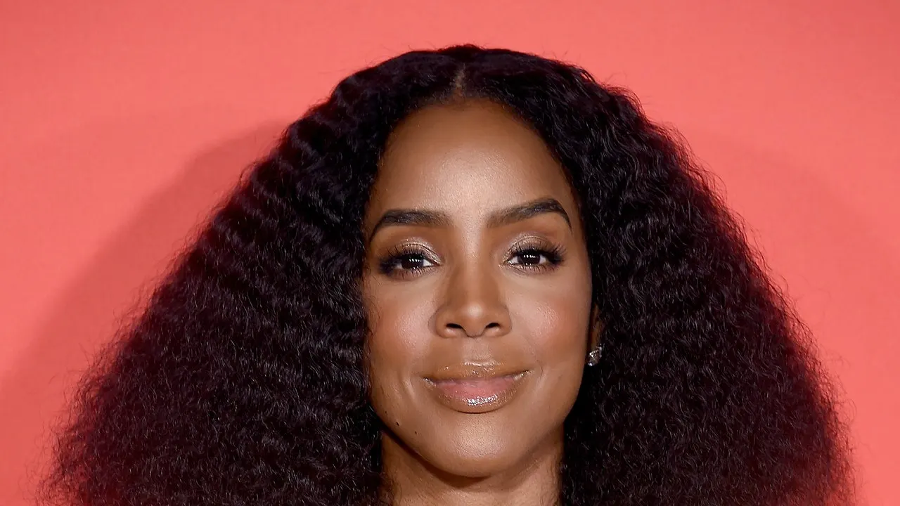 Kelly Rowland Drops Her Skin-Care Routine