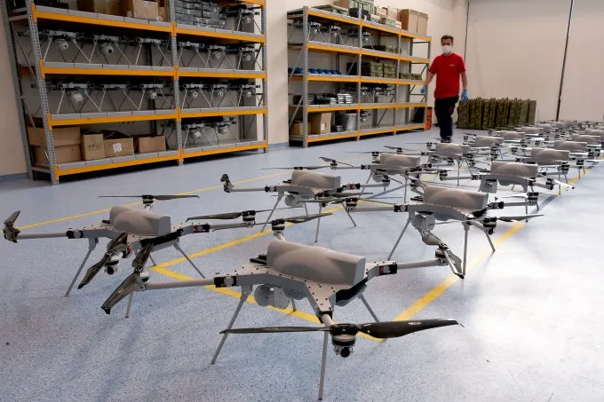 Drones powered by artificial intelligence are a nightmare on the battlefield, technicians warn.